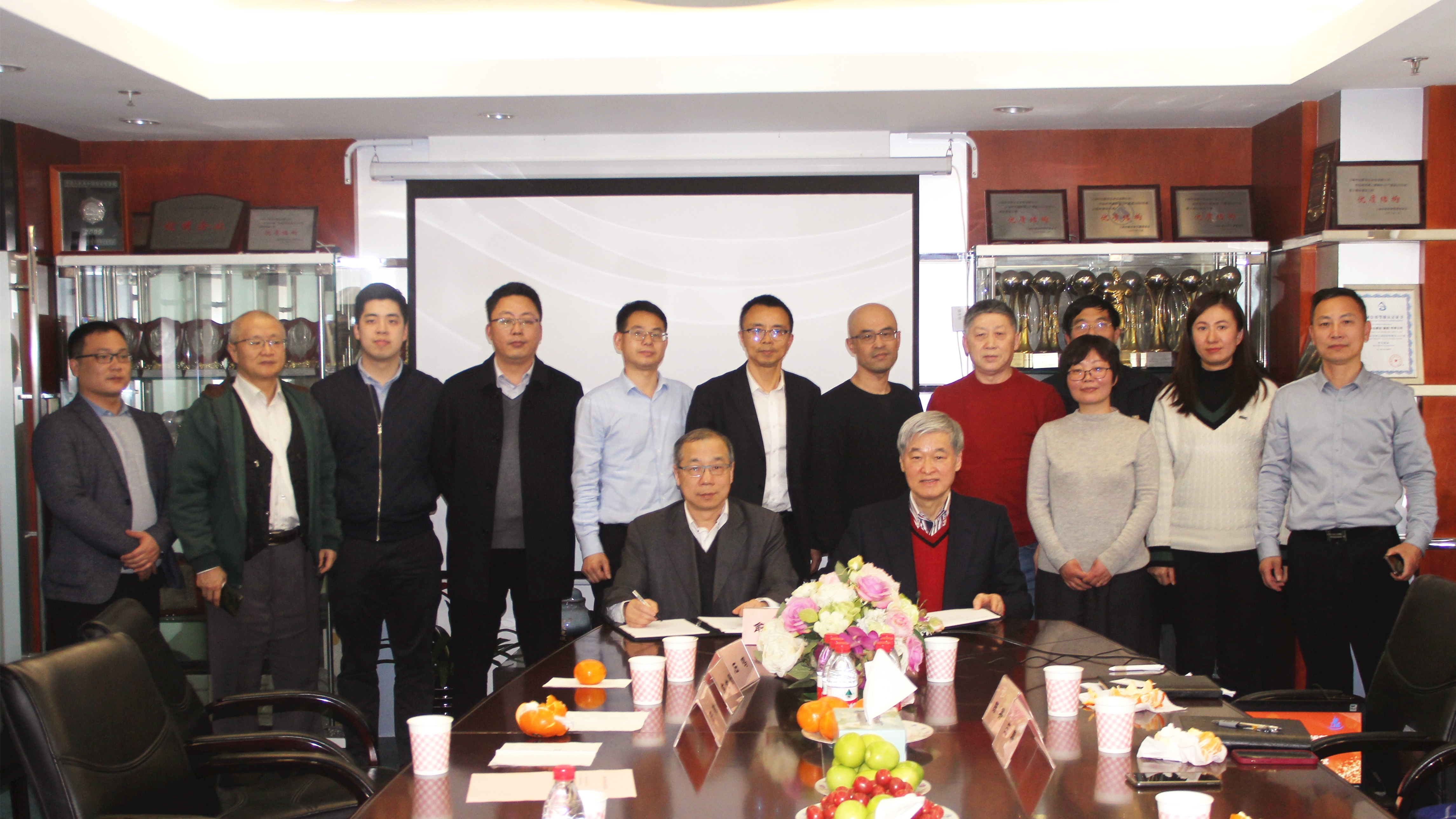 ��ҳ- �������ǲ��й��������