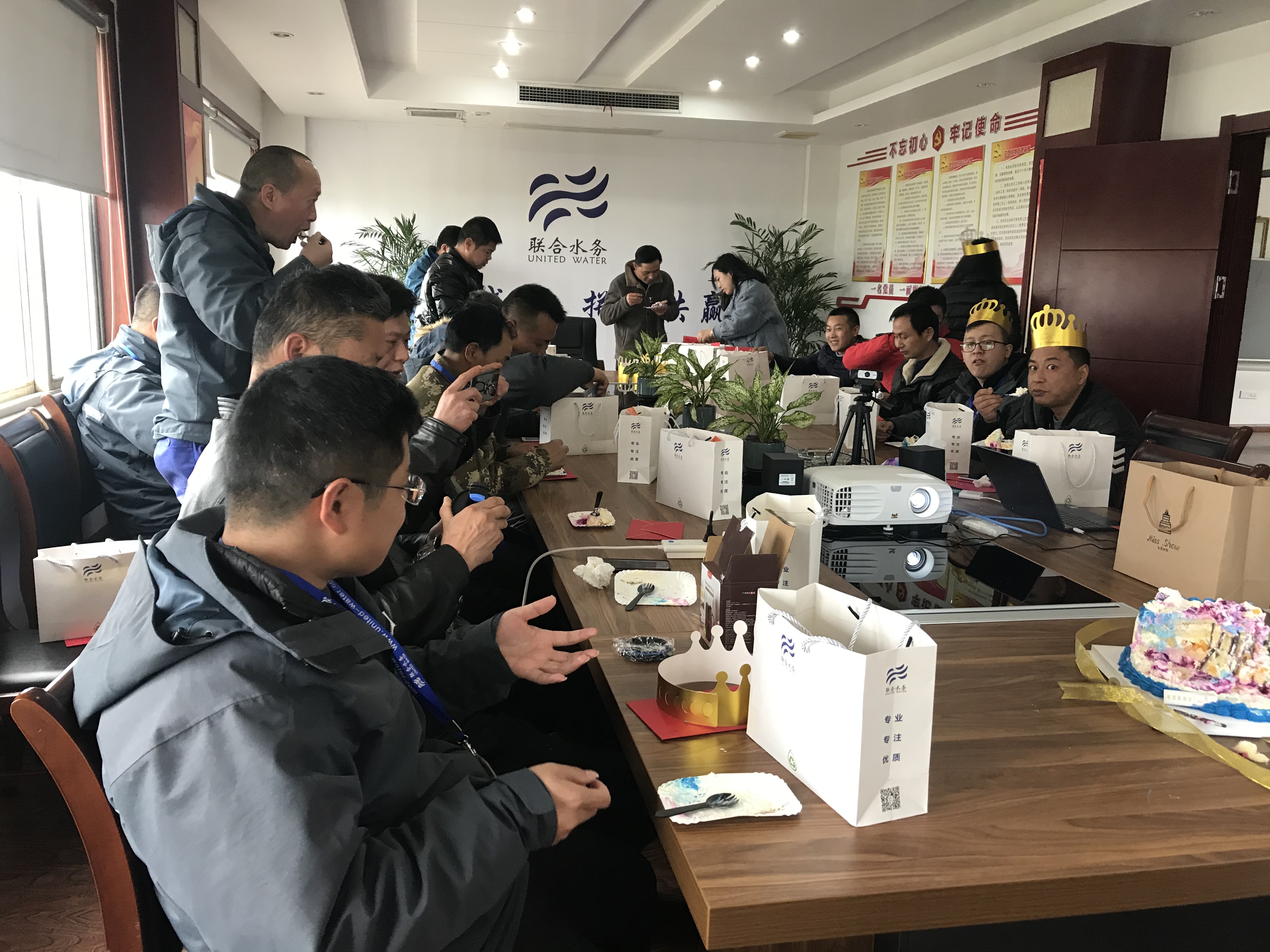 ��ҳ- �������ǲ��й��������