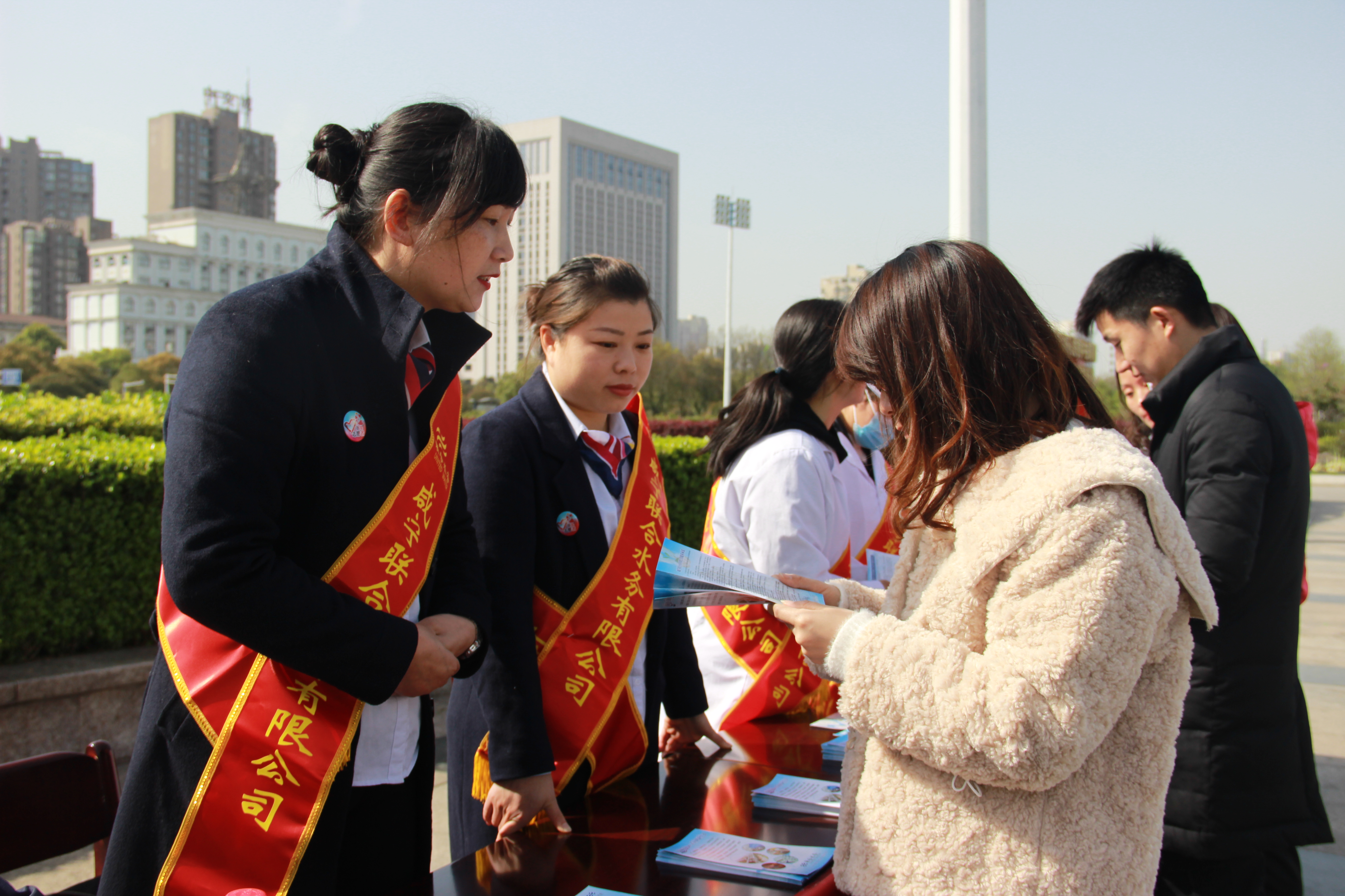 ��ҳ- �������ǲ��й��������