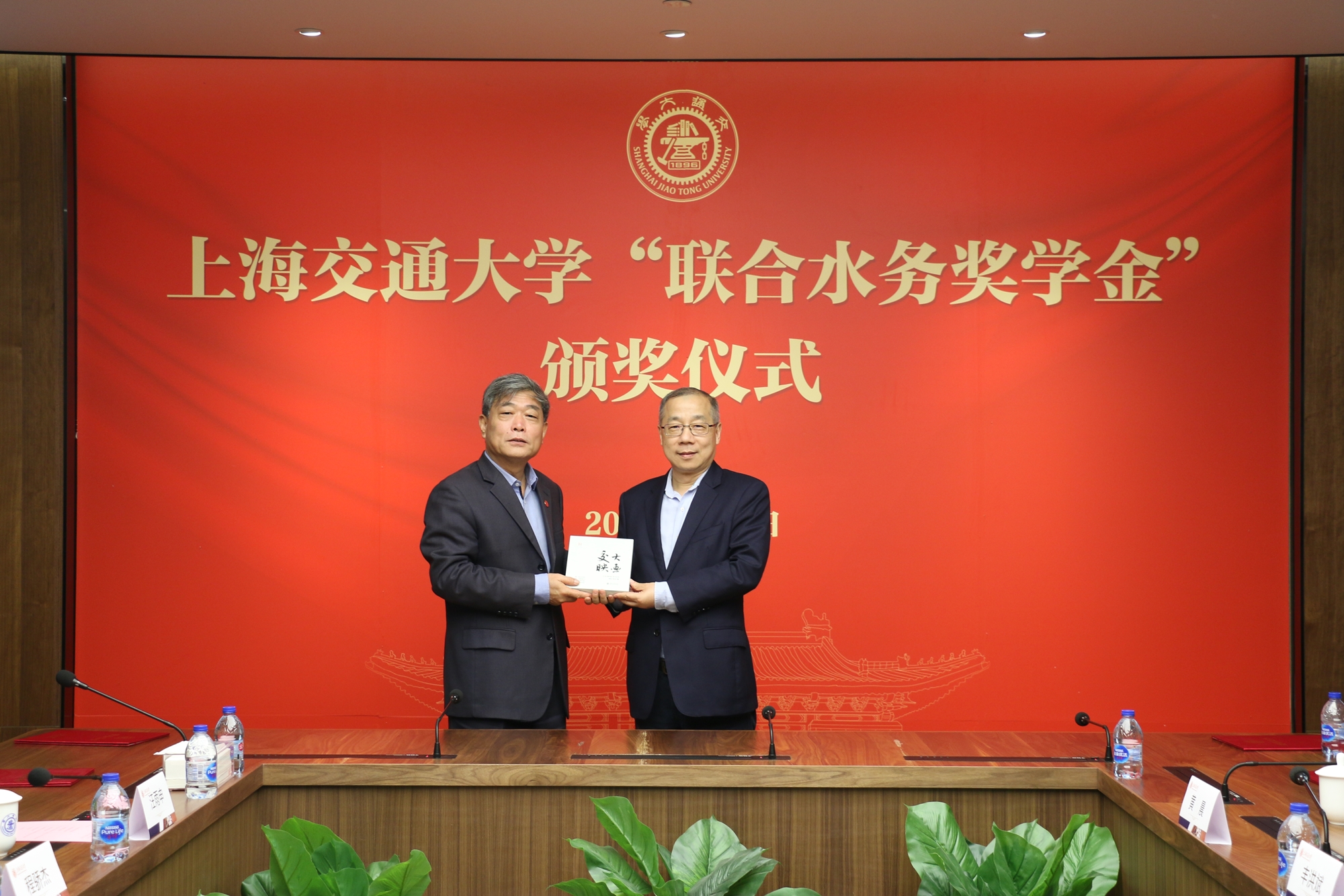 ��ҳ- �������ǲ��й��������