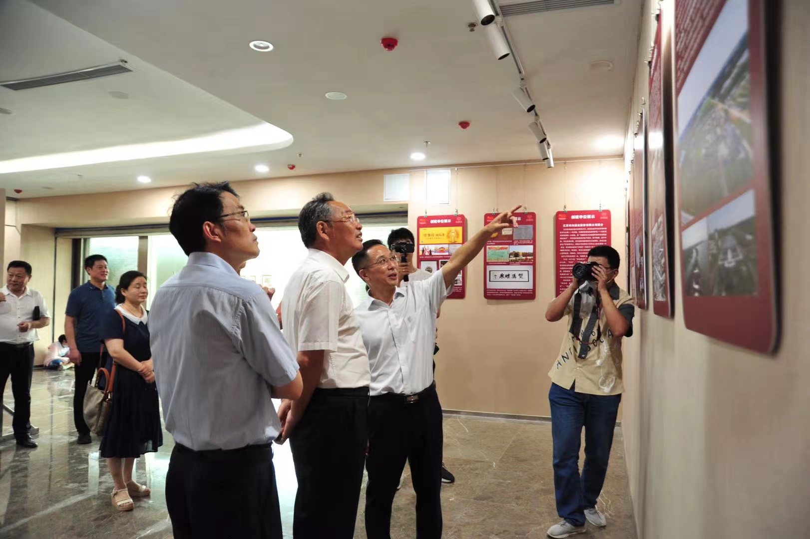 ��ҳ- �������ǲ��й��������