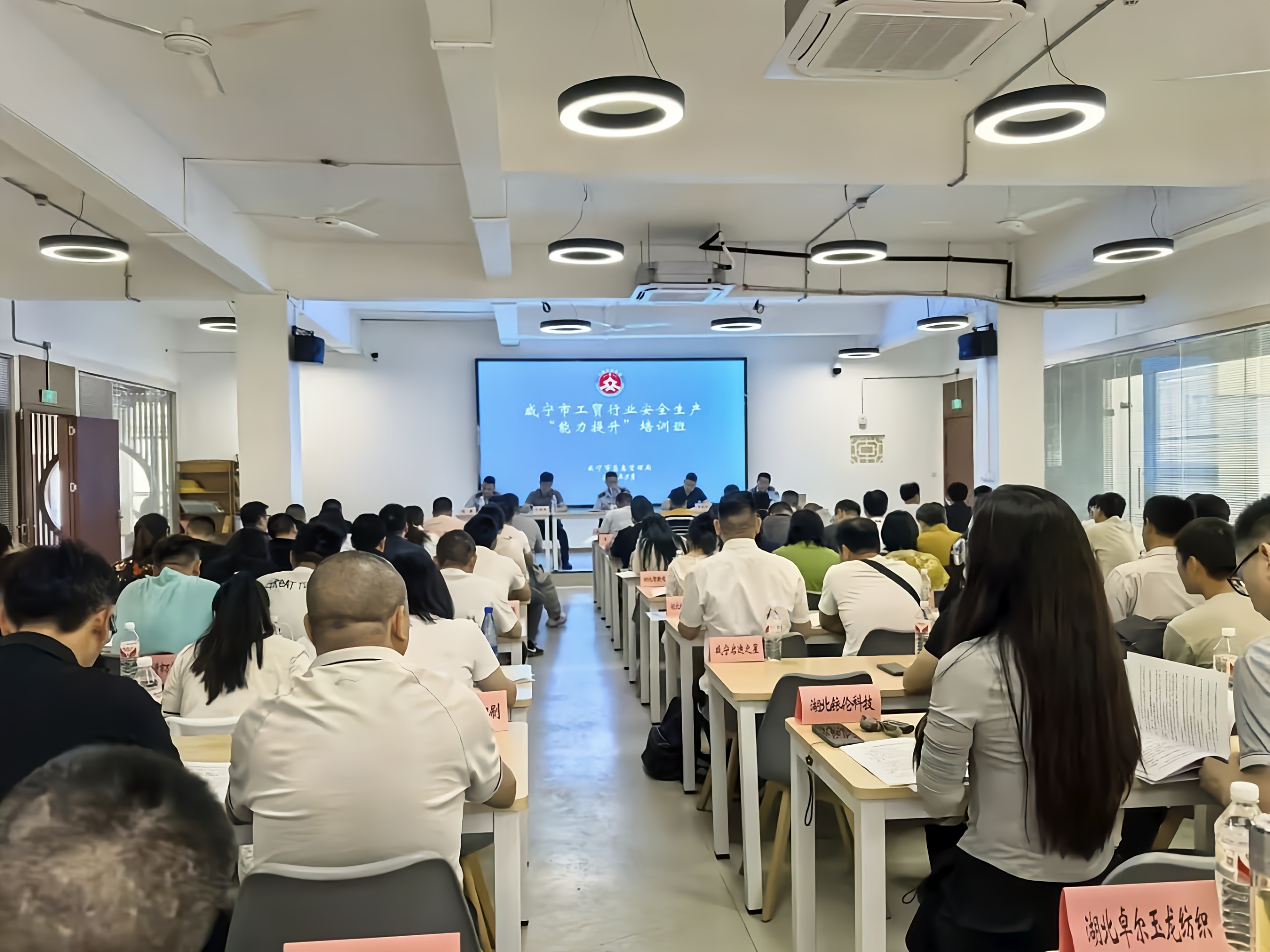 ��ҳ- �������ǲ��й��������